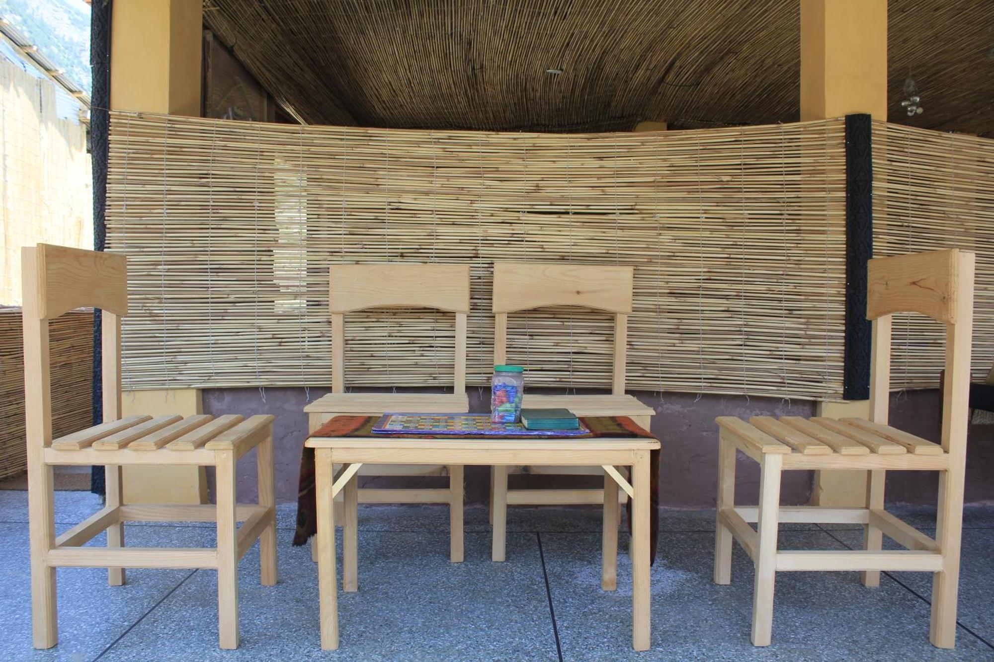 Khana Badosh Resort Kalam Ngoại thất bức ảnh