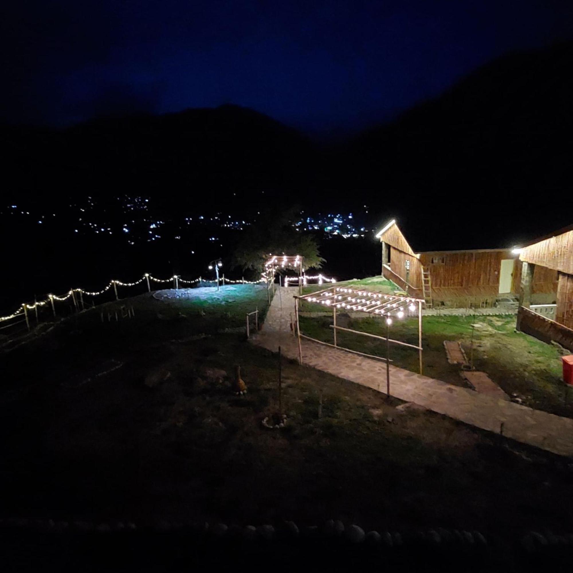 Khana Badosh Resort Kalam Ngoại thất bức ảnh